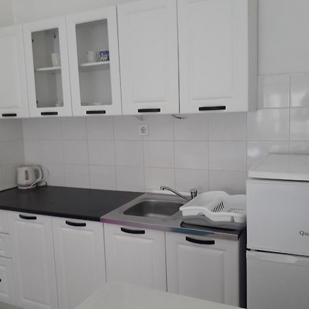 שיבניק Apartmani Lena מראה חיצוני תמונה