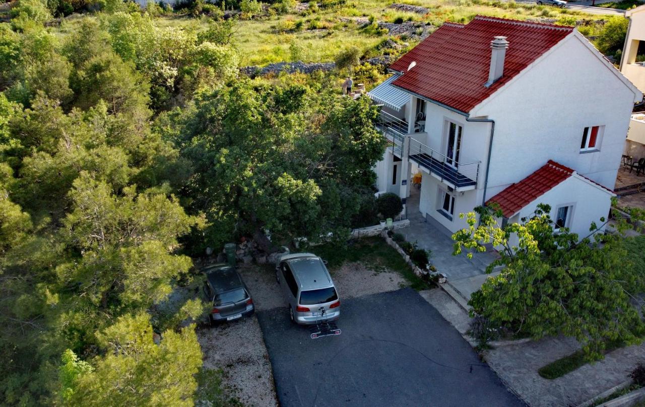 שיבניק Apartmani Lena מראה חיצוני תמונה