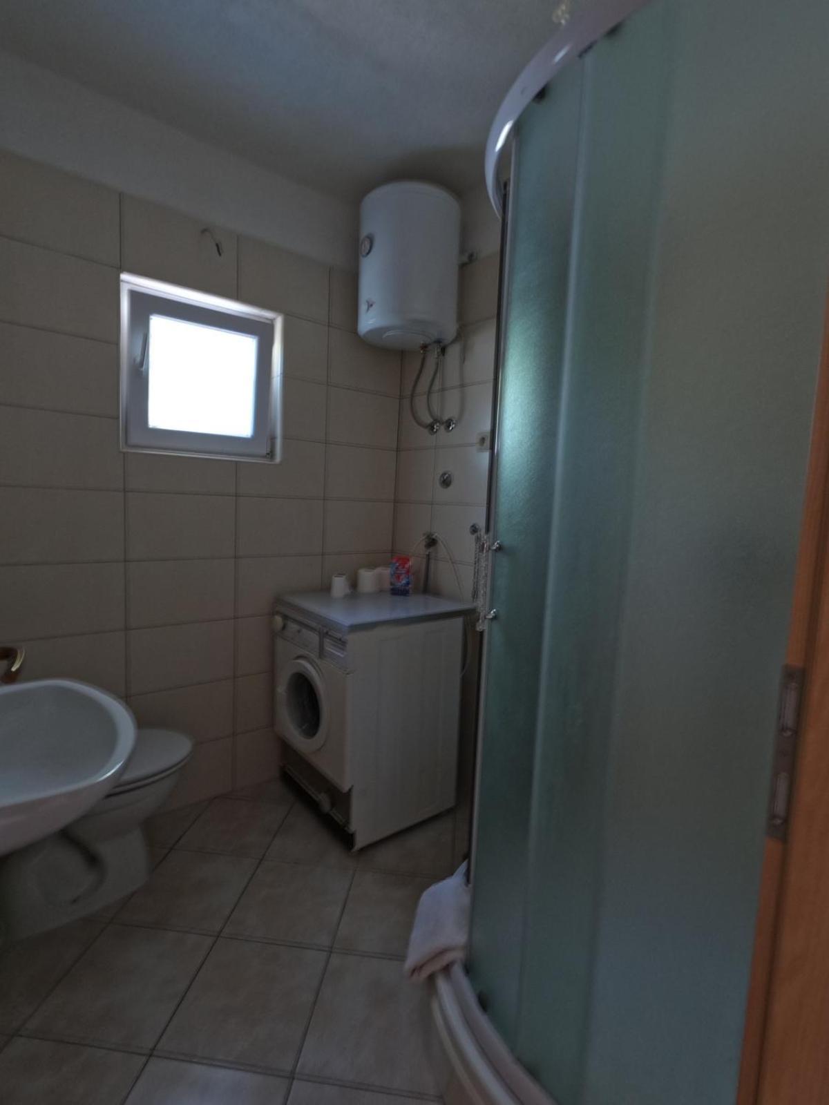 שיבניק Apartmani Lena מראה חיצוני תמונה