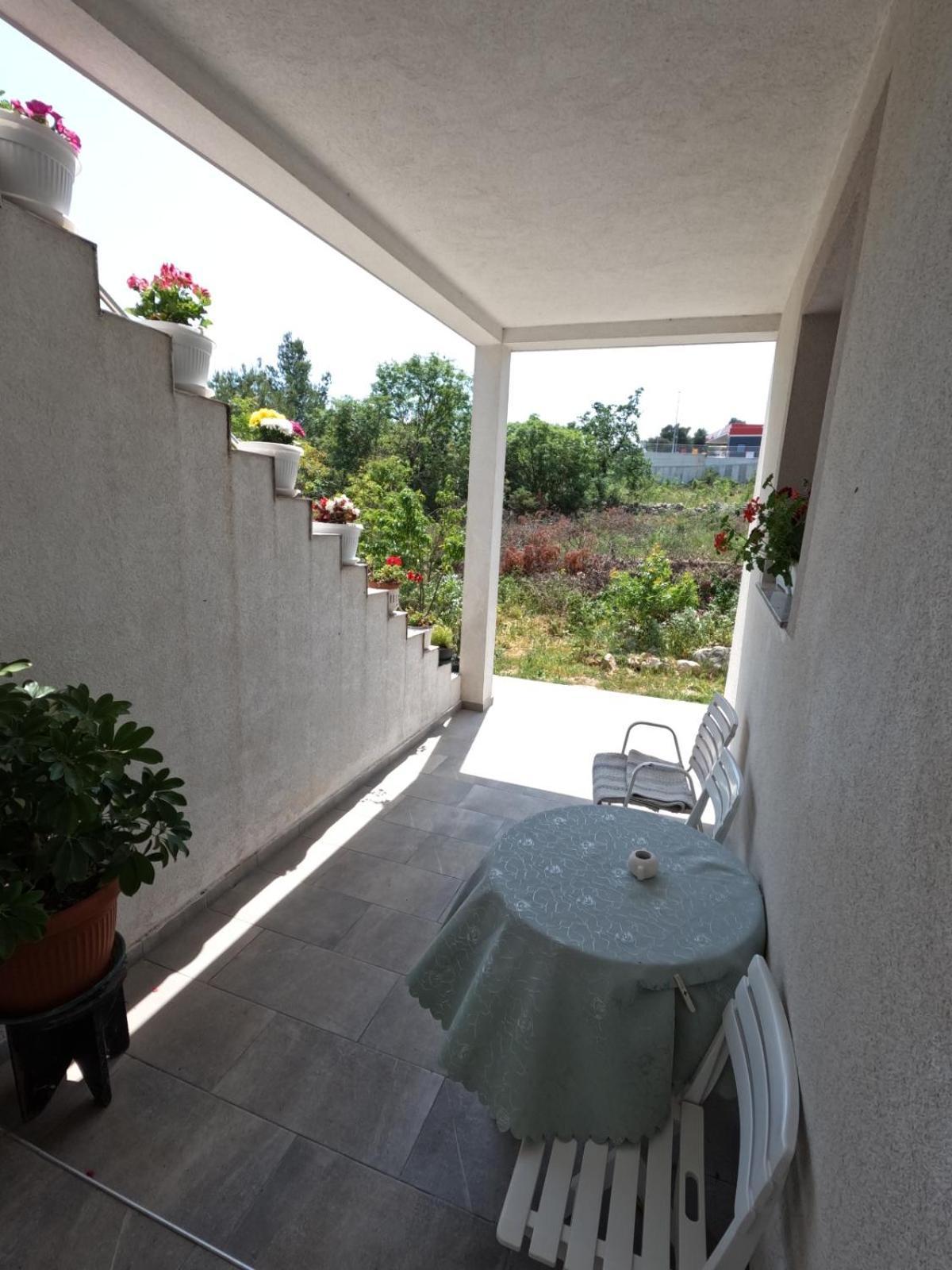 שיבניק Apartmani Lena מראה חיצוני תמונה