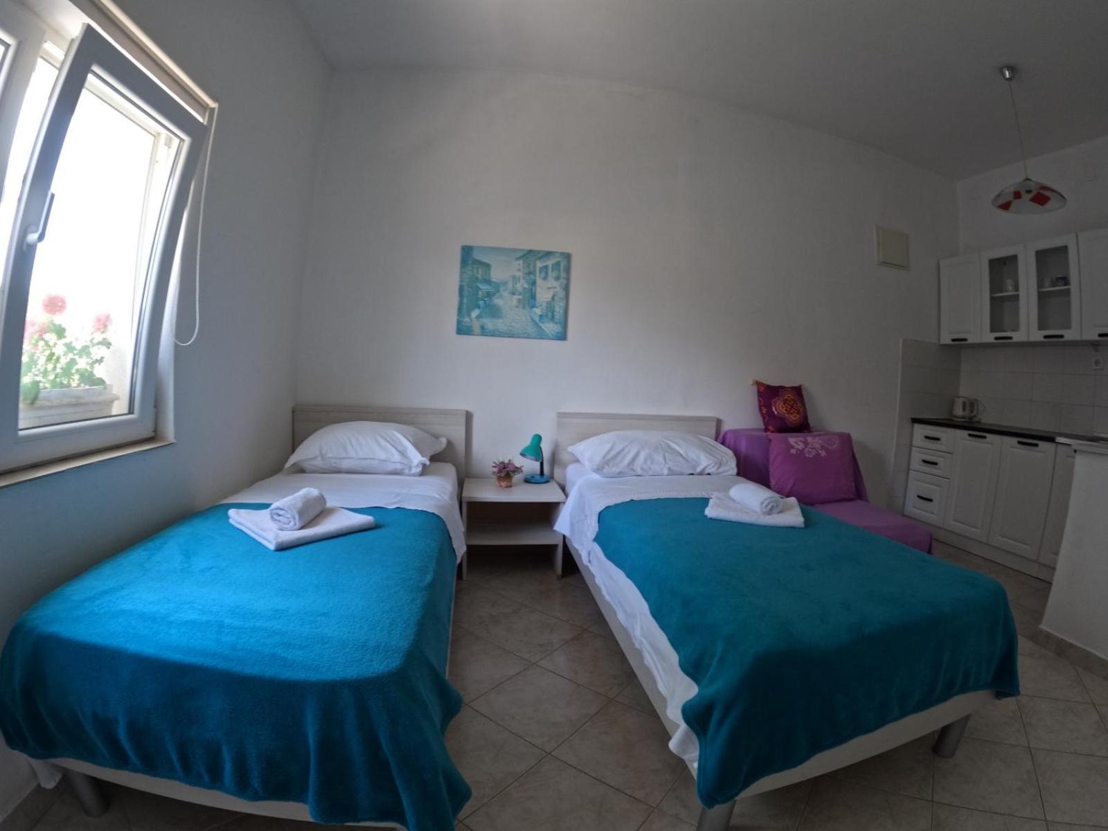שיבניק Apartmani Lena מראה חיצוני תמונה