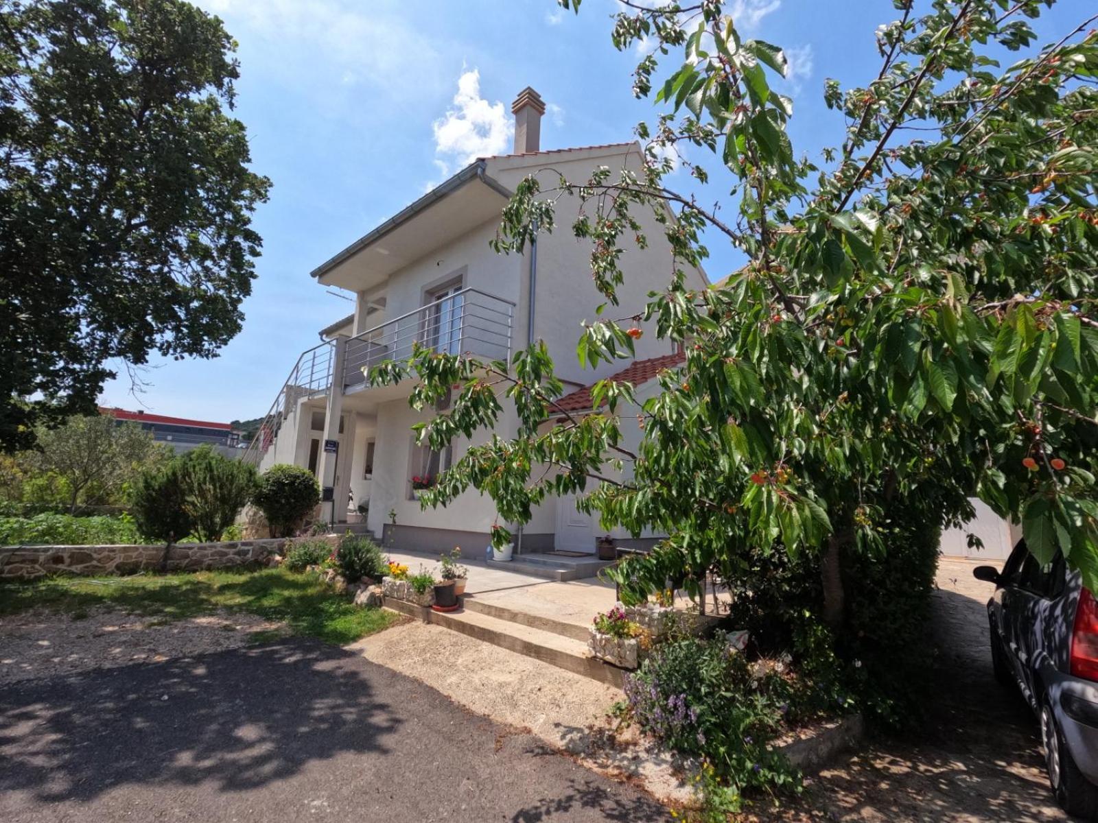 שיבניק Apartmani Lena מראה חיצוני תמונה
